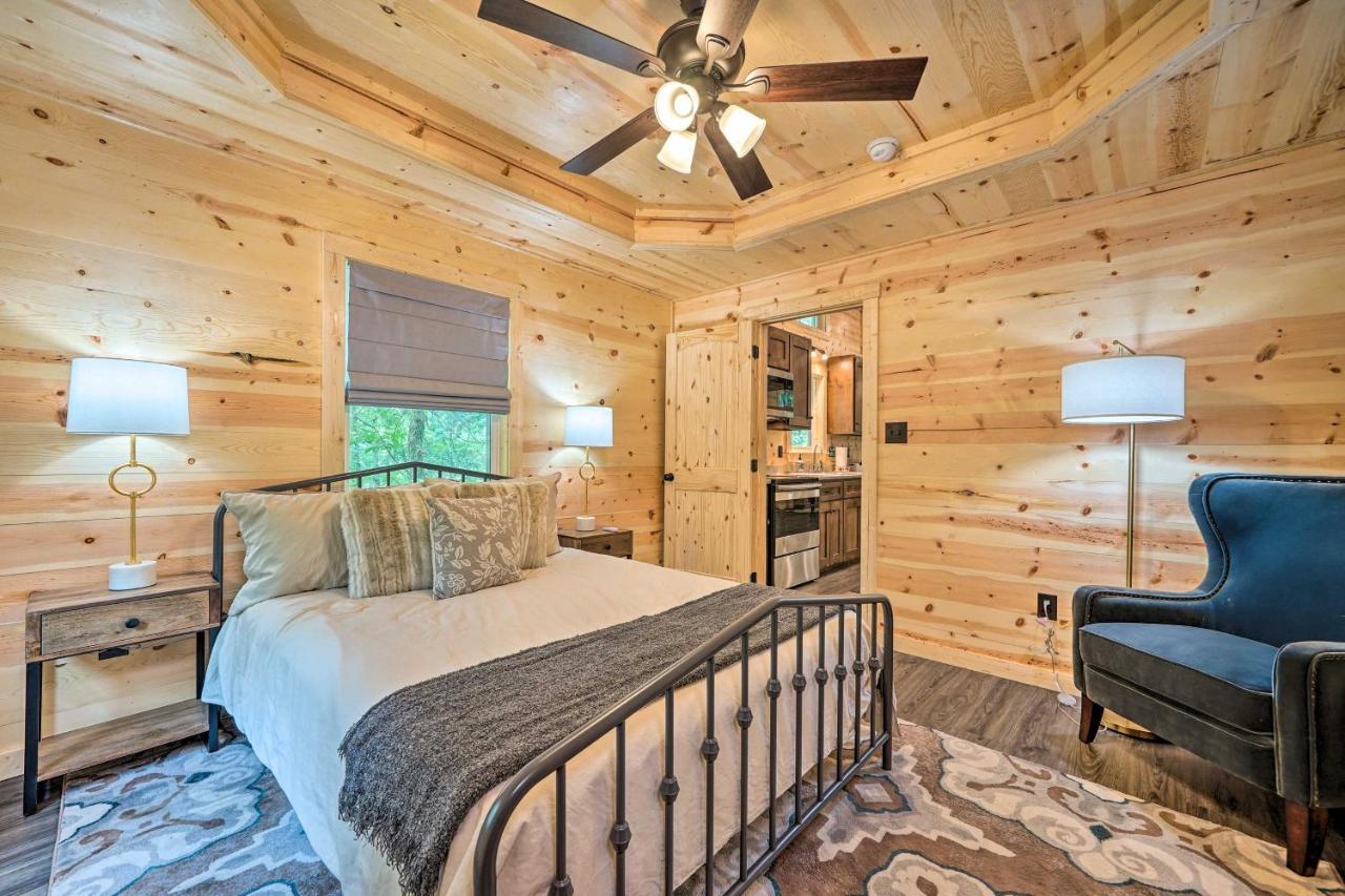 Stylish Cabin By Beavers Bend Hot Tub And Fire Pit Broken Bow Extérieur photo