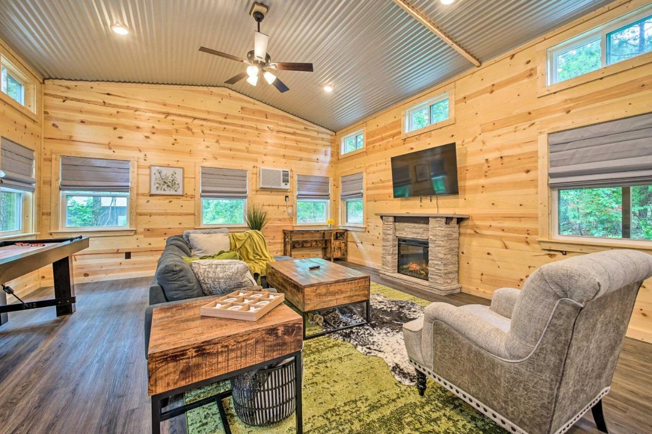 Stylish Cabin By Beavers Bend Hot Tub And Fire Pit Broken Bow Extérieur photo