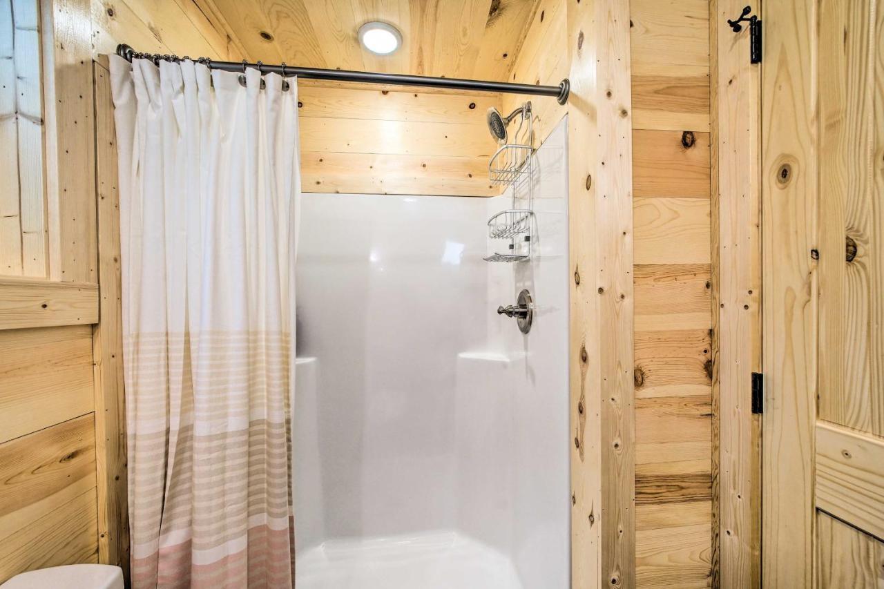 Stylish Cabin By Beavers Bend Hot Tub And Fire Pit Broken Bow Extérieur photo